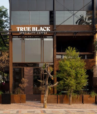 TRUE BLACK COFFEE: BẢN SẮC TỪ SỰ THÔ MỘC
